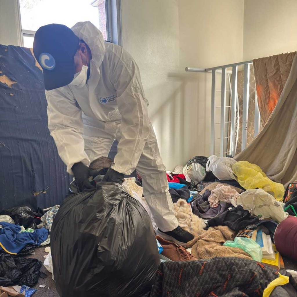 Hoarder cleaning services